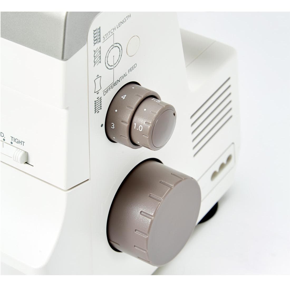 Owerlok JANOME Air Thread AT2000D