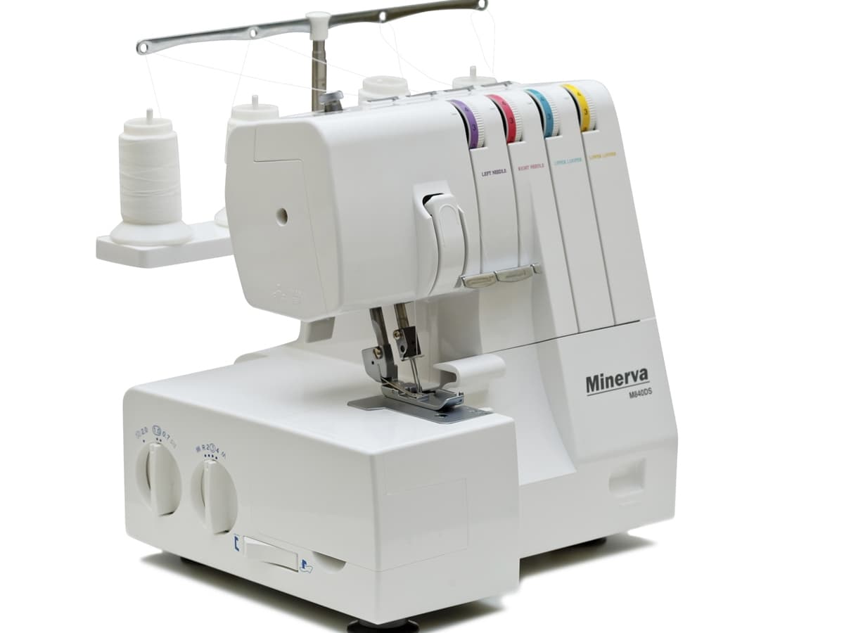Owerlok Minerva M840ds