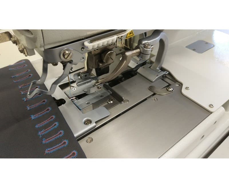 Dziurkarka odzieżowa SIRUBA BH-9820-02