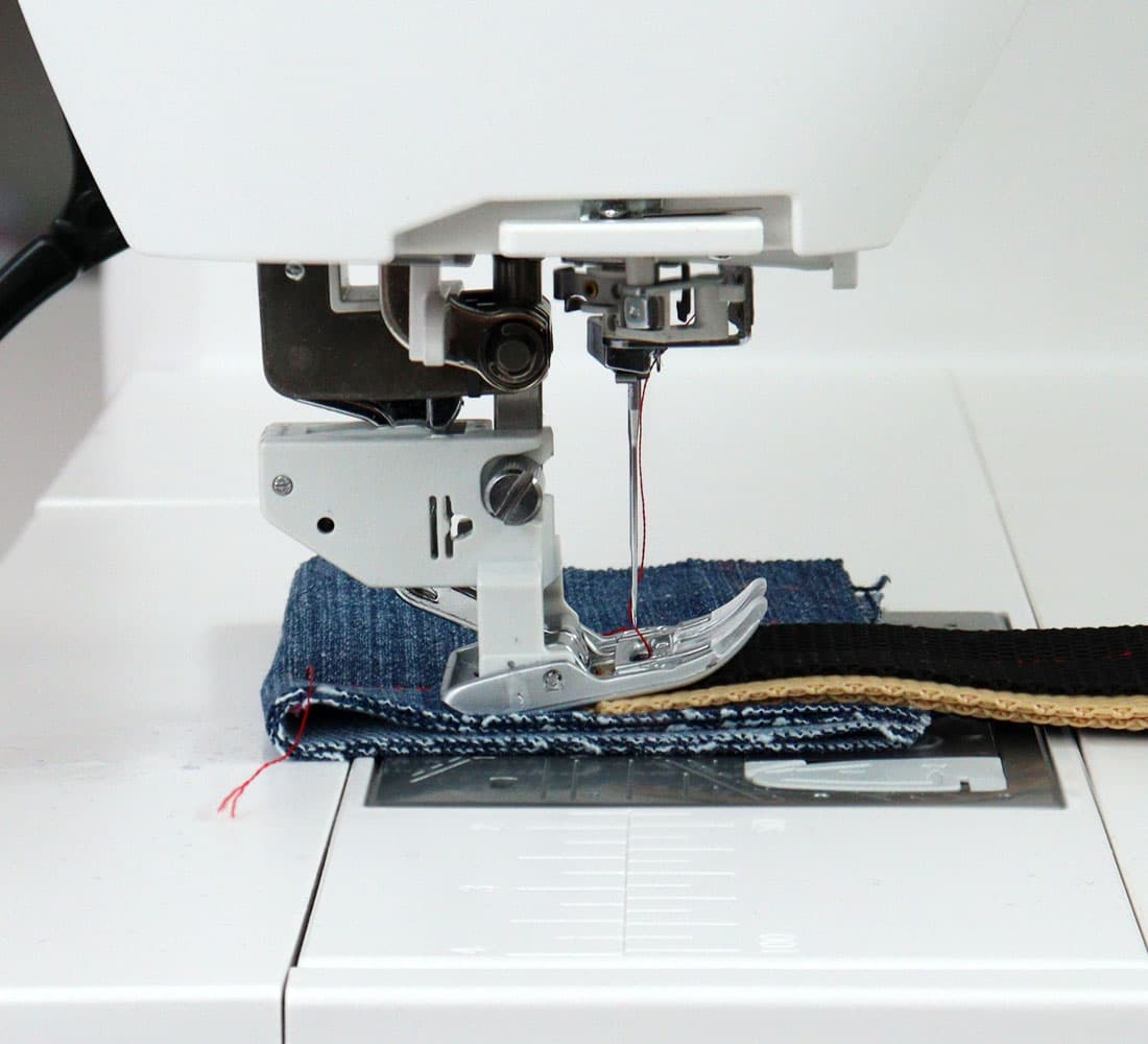 Janome Skyline S6 AE