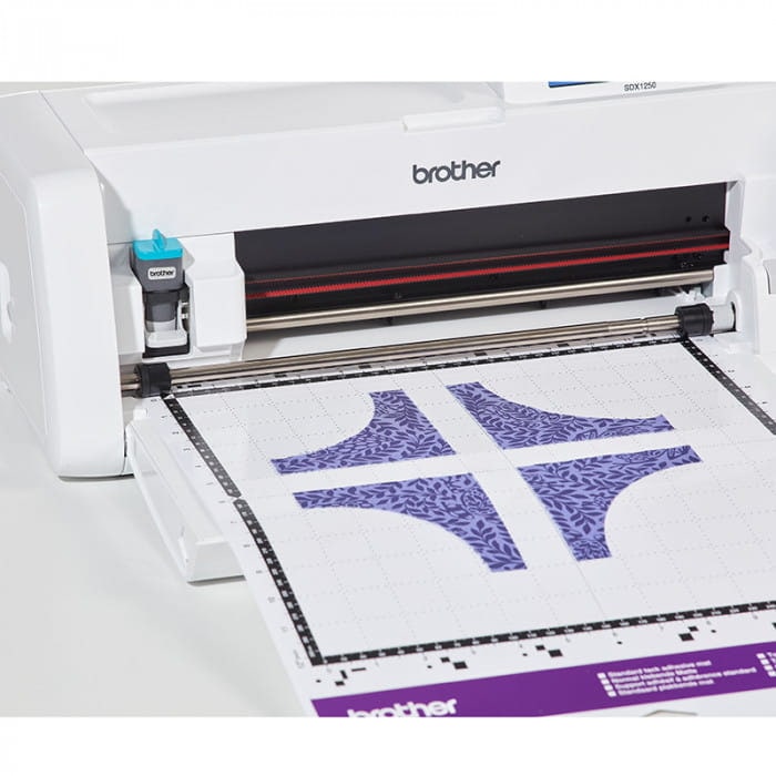 Ploter tnący ScanNcut Brother SDX1250 - widok 2