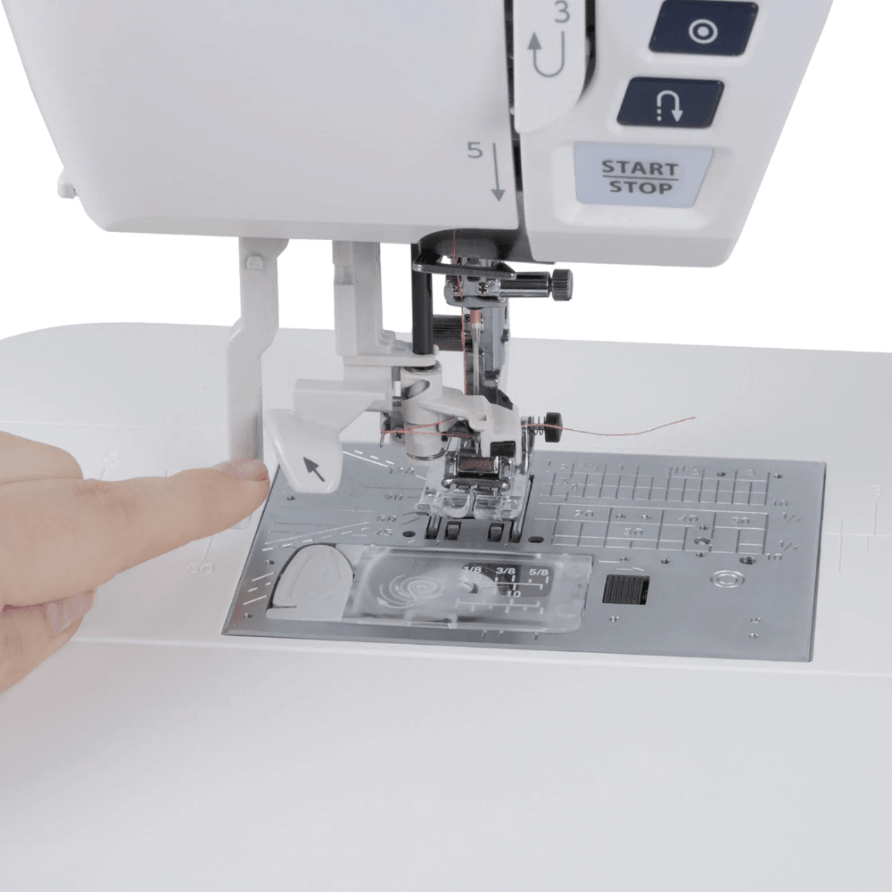 Janome Skyline S6 AE - widok 2